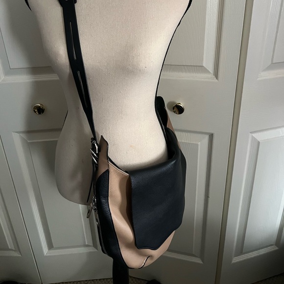 Rag & Bone Bradbury bag. Good used condition - Picture 2 of 10